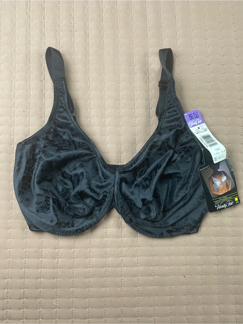 VTG Vanity Fair Black Underwire Full Coverage Bra